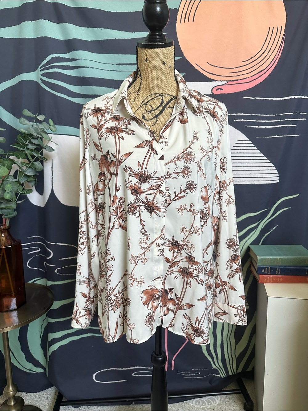 White and Brown Floral Long Sleeve Blouse size XL